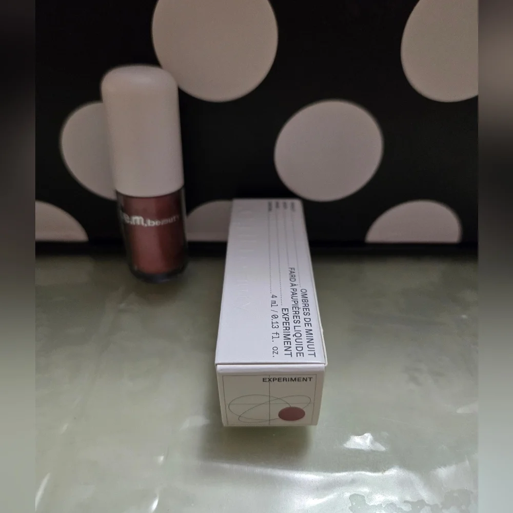 2/$25✨️R.E.M Shadow✨️ - Picture 3 of 4